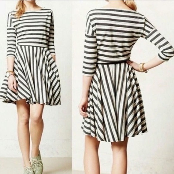 Anthropologie Dresses & Skirts - Anthropologie Black and White Striped Long Sleeve Dress